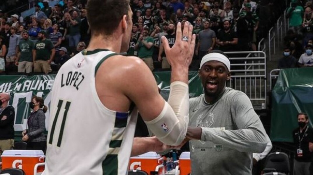 Νίκη για τους Μπακς επί των Χοκς