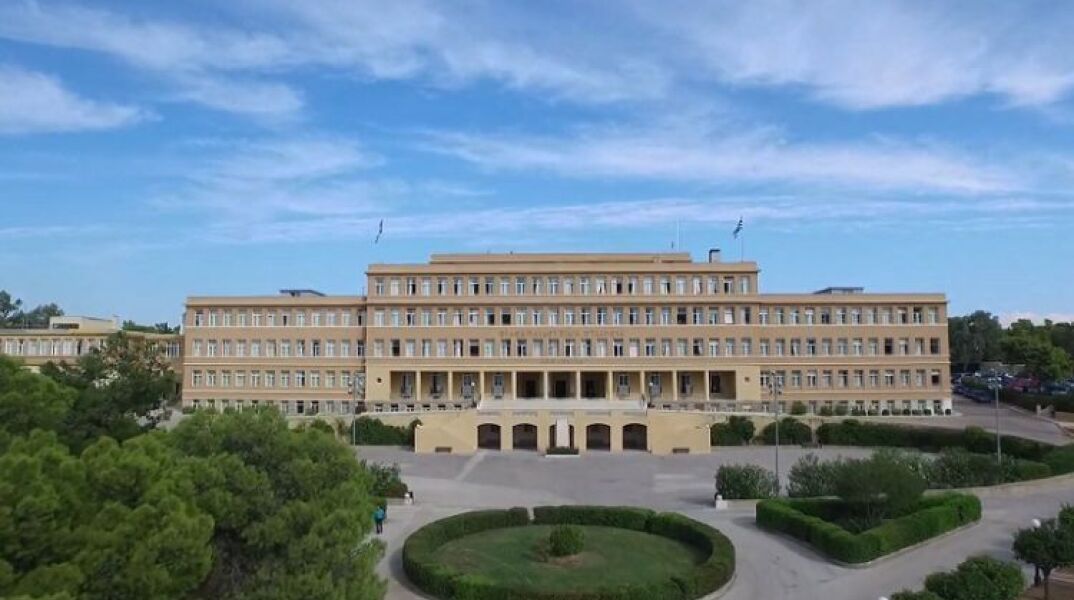 Αρσάκειο Ψυχικού © YouTube