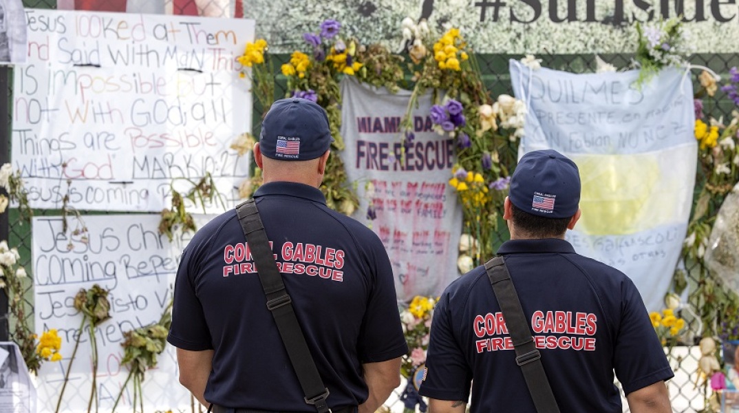 Κατάρρευση πολυκατοικίας στη Φλόριντα 