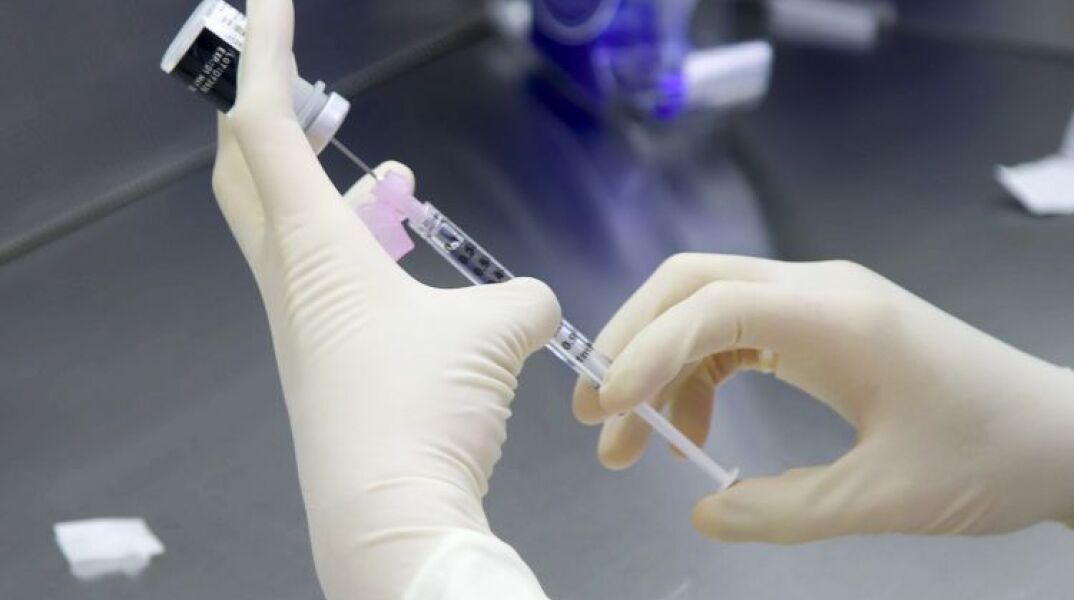 ΕΜΒΟΛΙΑΣΜΟΙ ΚΑΤΑ ΤΟΥ ΚΟΡΩΝΟΪΟΥ 