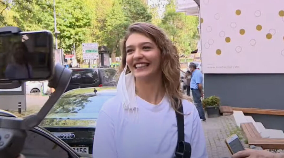 Μελίσα Ντονγκέλ (Melisa Döngel) - Η Τουρκάλα ηθοποιός από τη σειρά Elif αποκάλυψε ότι ο πατέρας της τη βίαζε από την ηλικία των 15 ετών