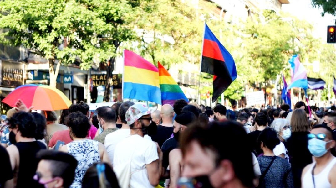 Συγκέντρωση διαμαρτυρίας στην Ισπανία για τη δολοφονία του 24χρου θύματος © Unsplash