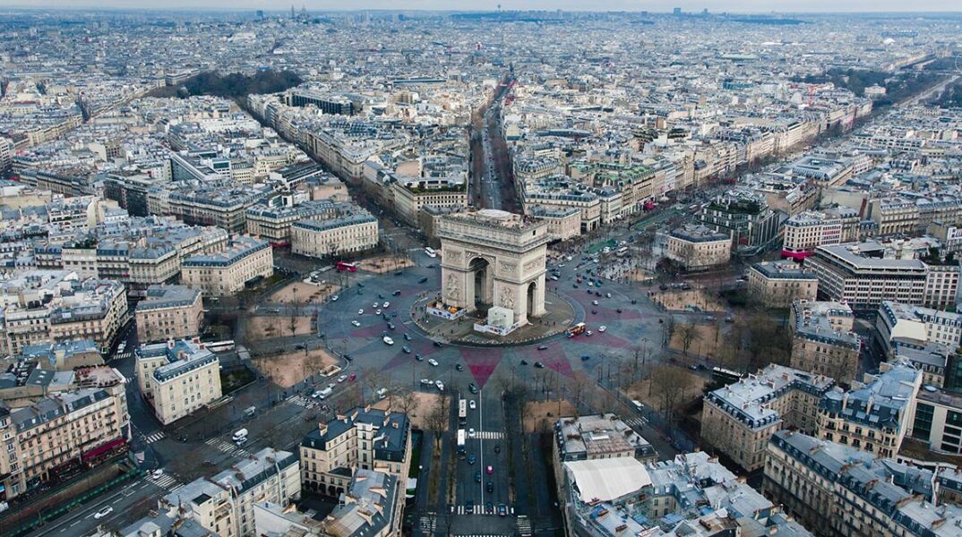 Το μνημείο της Αψίδας του Θριάμβου