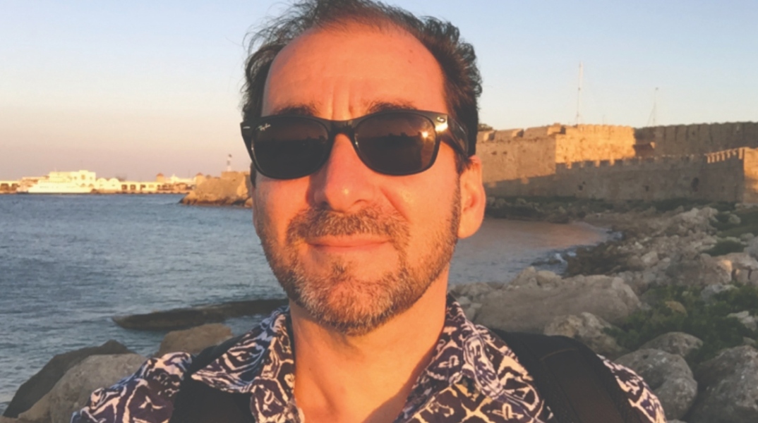 Ο βαρύτονος  Δημήτρης Τηλιακός