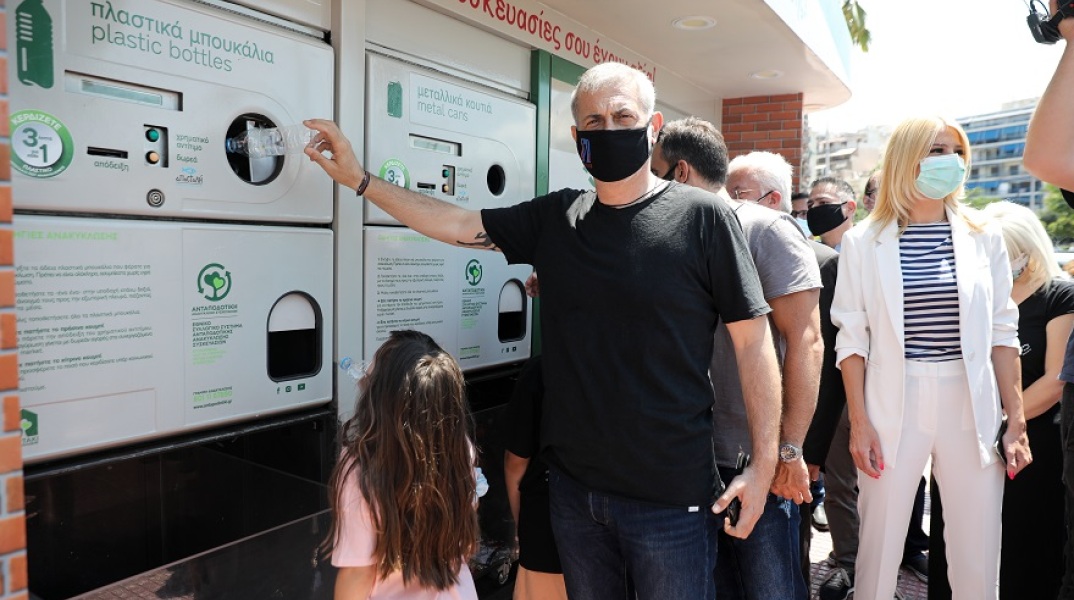 Γιάννης Μώραλης