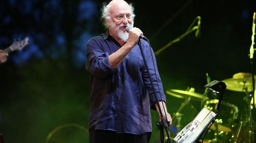 Ο τραγουδοποιός, Διονύσης Σαββόπουλος