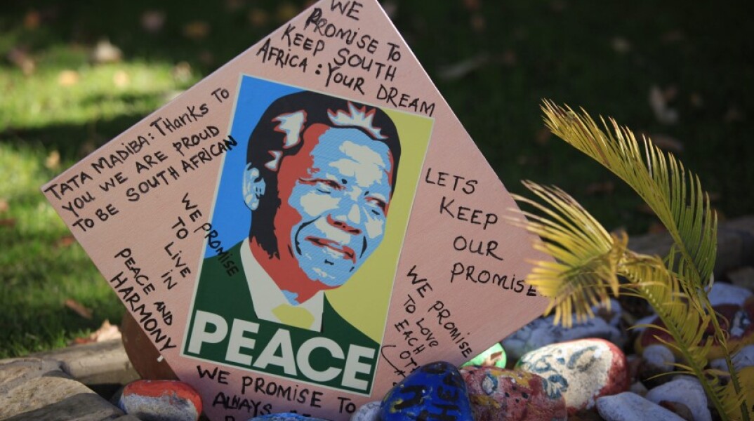 Η Διεθνής Ημέρα Νέλσον Μαντέλα γιορτάζεται κάθε χρόνο στις 18 Ιουλίου, ημέρα γενεθλίων του © EPA / KIM LUDBROOK