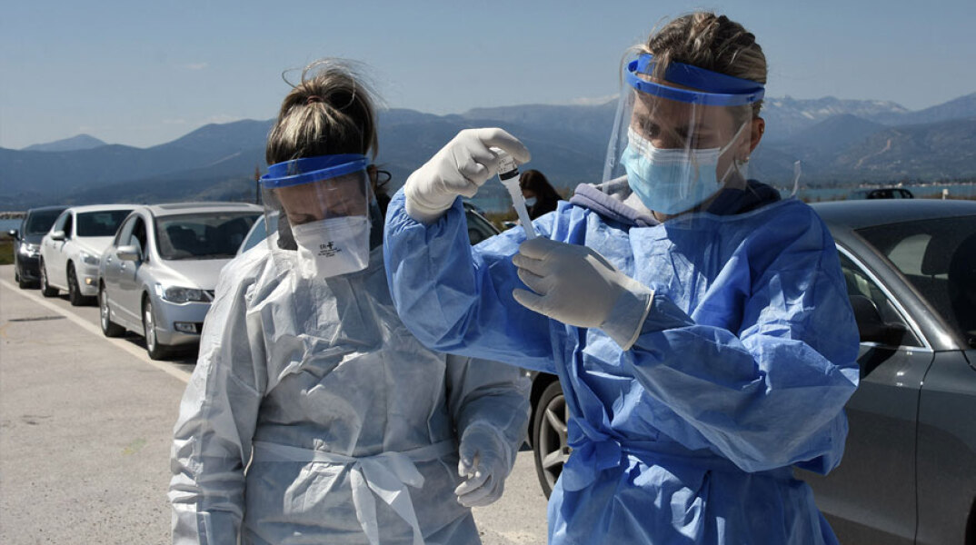 Κινητό κλιμάκιο του ΕΟΔΥ διενεργεί δωρεάν rapid test (ΦΩΤΟ ΑΡΧΕΙΟΥ)