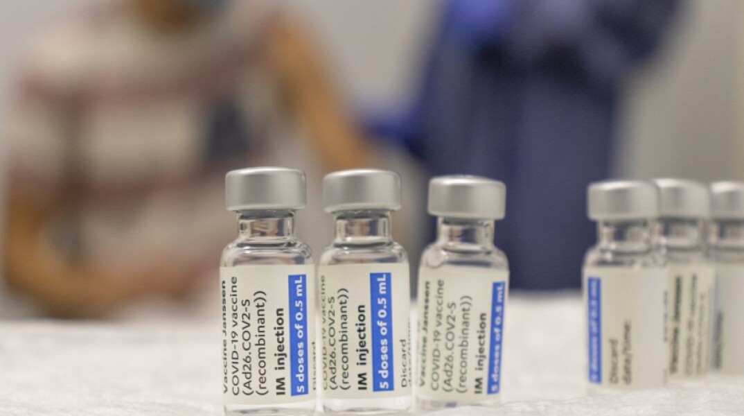 Εμβόλια Covid-19 © Unsplash