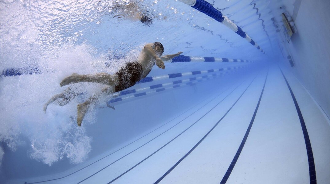 Τι προσφέρει στους ηλικιωμένους η κολύμβηση;