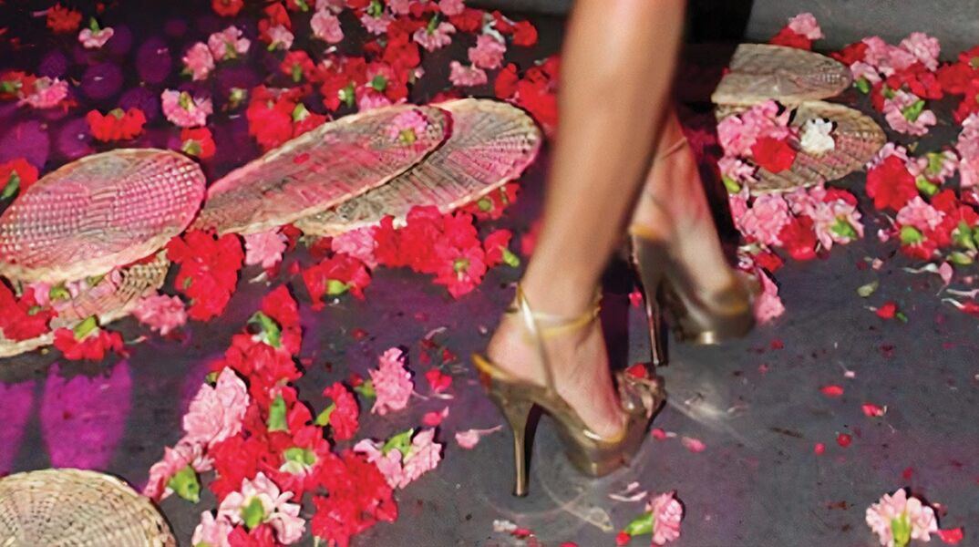 μπουζούκια