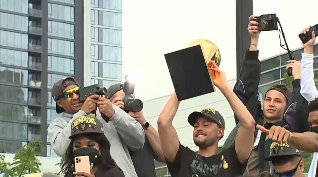 Παρέλαση των Μιλγουόκι Μπακς