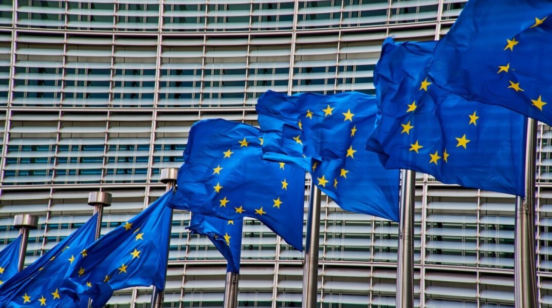 Η Ευρωπαϊκή Επιτροπή ενέκρινε για την Ελλάδα επιπλέον 100 εκατομμύρια Ευρώ για την ενίσχυση της δημόσιας υγείας © Pixabay