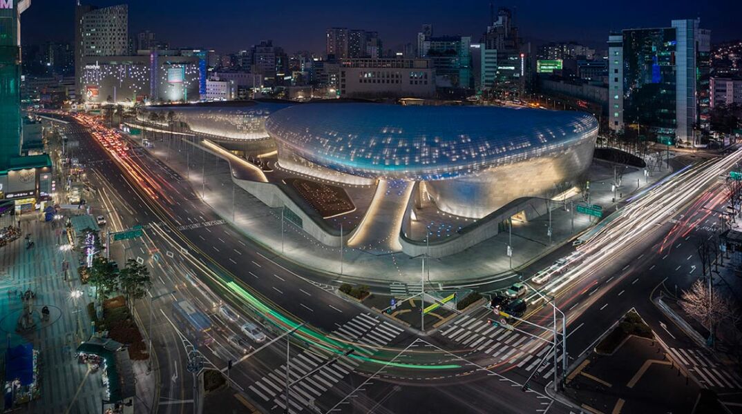 Το Dongdaemum Design Plaza (Αρχιτεκτονικό σχέδιο της Zaha Hadid)