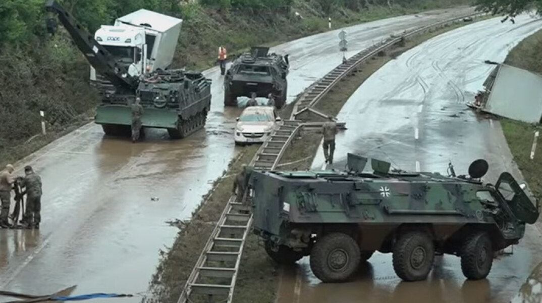 Γερμανία - Πλημμύρες: Καταστράφηκε το σιδηροδρομικό δίκτυο σε ολόκληρες περιοχές