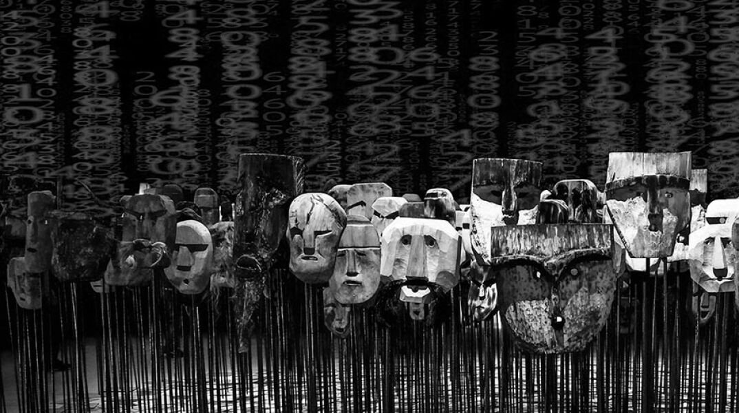 Πλύση εγκεφάλου / Μάσκες