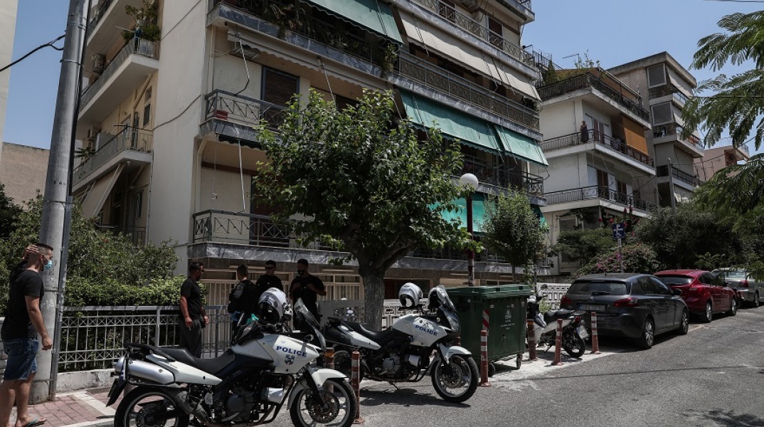 Δολοφονία στη Δάφνη: Νεκρή 31χρονη από μαχαιριές του συζύγου της