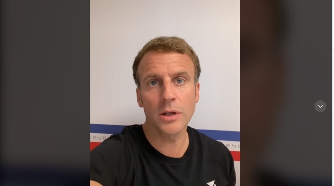 Η παρουσία του Εμανουέλ Μακρόν στο TikTok και οι απαντήσεις σε πολίτες για τα εμβόλια