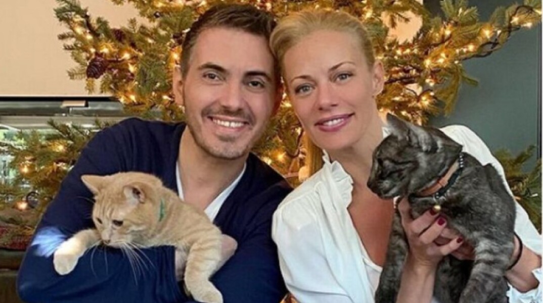 Η Ζέτα Μακρυπούλια και ο Μιχάλης Χατζηγιάννης με τα κατοικίδιά τους © INSTAGRAM