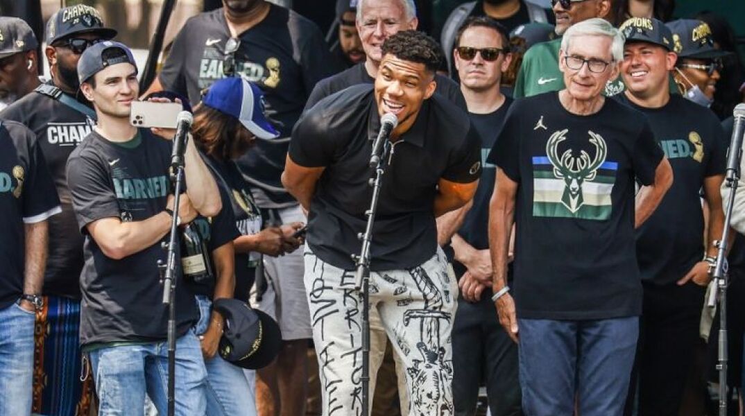 O Γιάννης Αντετοκούνμπο © EPA/TANNEN MAURY 