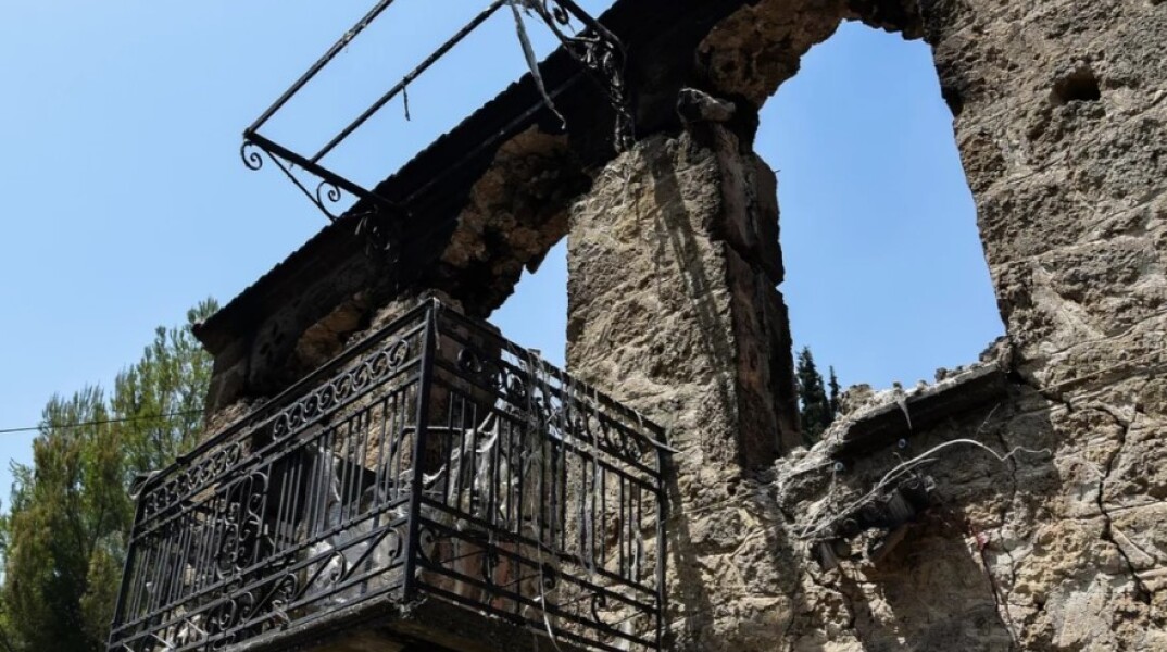 H επόμενη μέρα της μεγάλης φωτιάς © EUROKINISSI