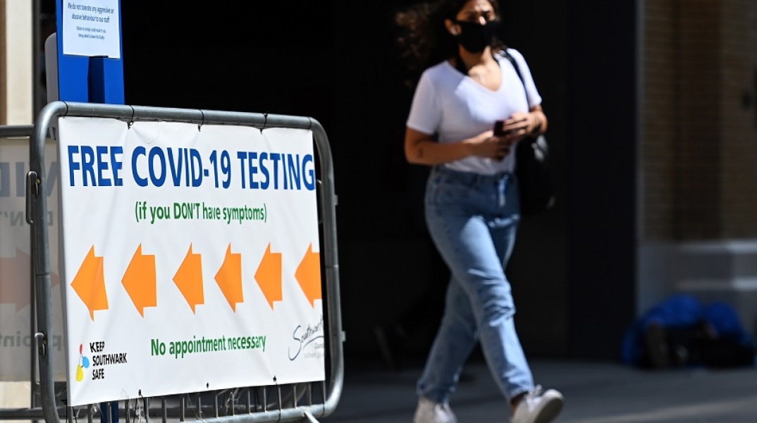 Κορωνοϊός: Επέκταση της εκστρατείας εμβολιασμού στους 16 και 17 ετών