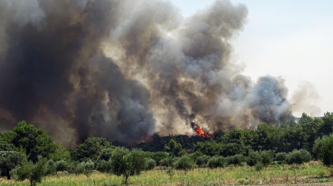 Νέα φωτιά στη Ρόδο © EUROKINISSI
