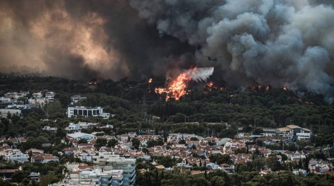 Πυρκαγιά στην Άνω Βαρυμπόμπη του δήμου Αχαρνών