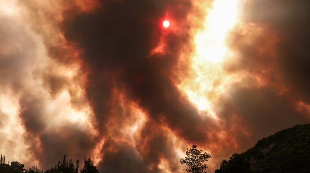 Φωτιά στην ατμόσφαιρα
