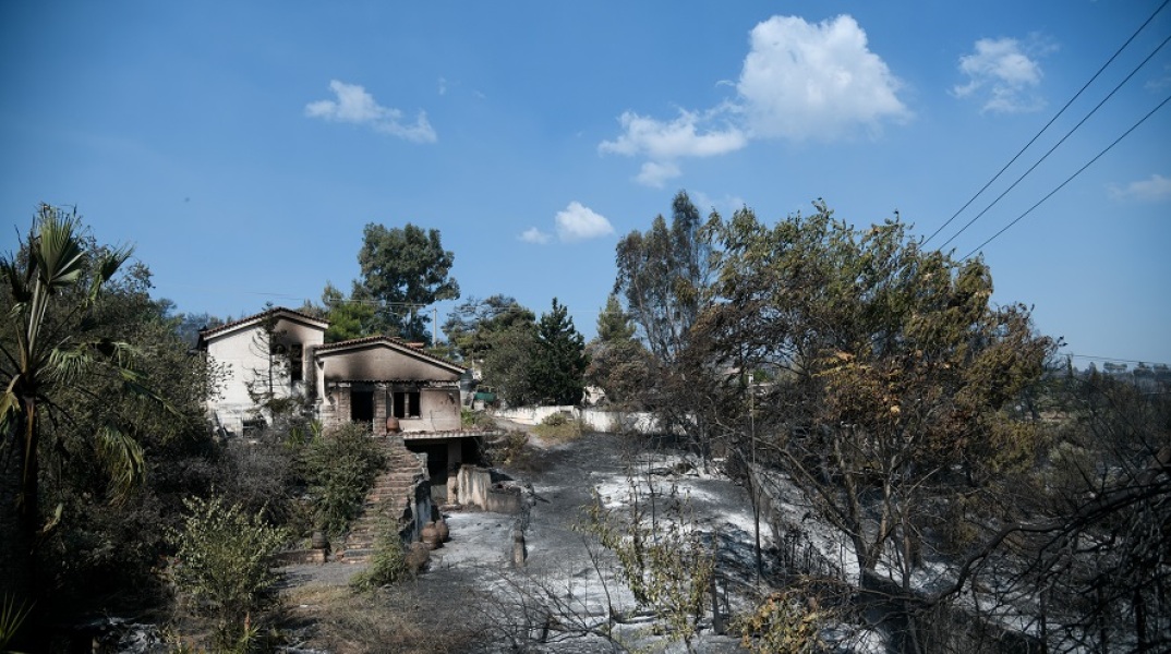 Η επόμενη μέρα από τις φωτιές στην Αττική
