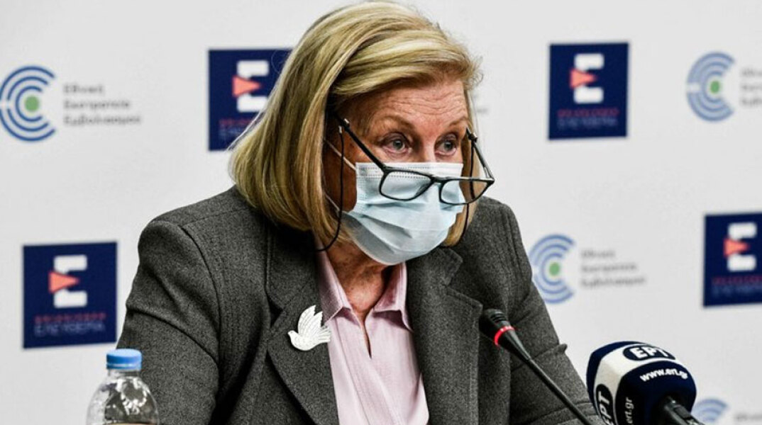 Η Μαρία Θεοδωρίδου στην τακτική ενημέρωση για τον εμβολιασμό κατά του κορωνοϊού στην Ελλάδα (ΦΩΤΟ ΑΡΧΕΙΟΥ)