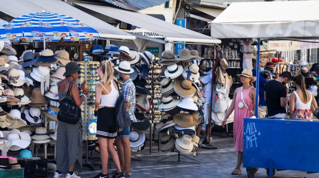 Καλοκαίρι στο κέντρο της Αθήνας © EUROKINISSI