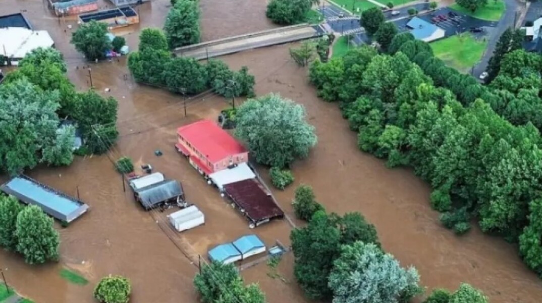ΗΠΑ: Πλημμύρες στη Βόρεια Καρολίνα © YouTube