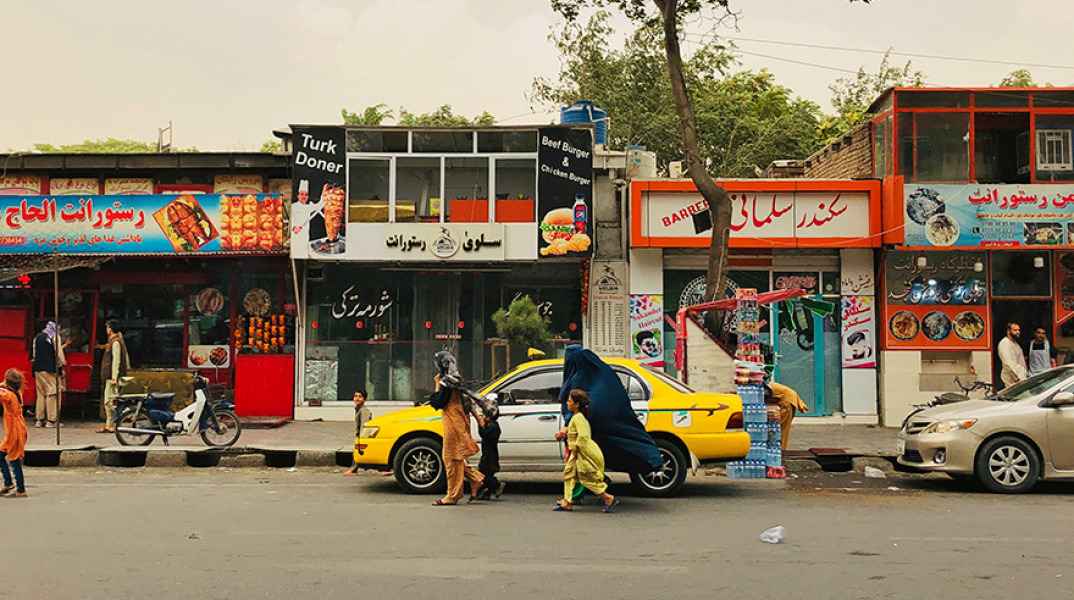 Αφγανιστάν, Ταλιμπάν και Δημοκρατία