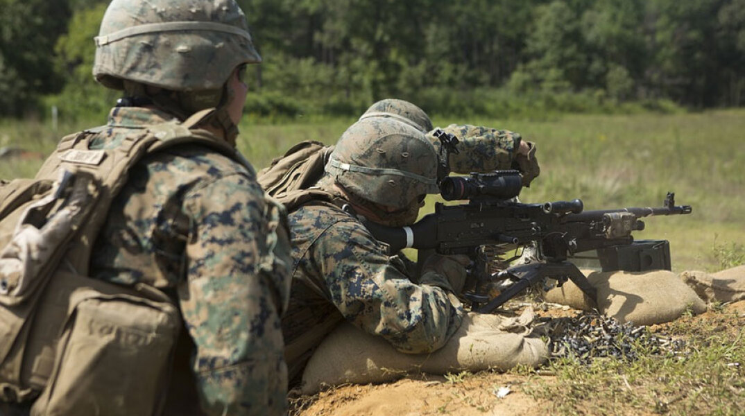 Στρατιώτες σε άσκηση (ΦΩΤΟ ΑΡΧΕΙΟΥ) - Υποχρεωτικός γίνεται ο εμβολιασμός στον στρατό των ΗΠΑ, όπως ανακοίνωσε το Υπουργείο Άμυνας