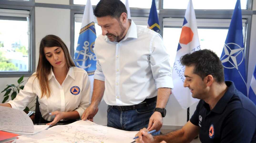 Ο υφυπουργός Πολιτικής Προστασίας, Νίκος Χαρδαλιάς