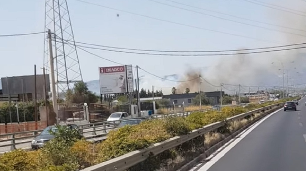 Φωτιά στο Μαρκόπουλο