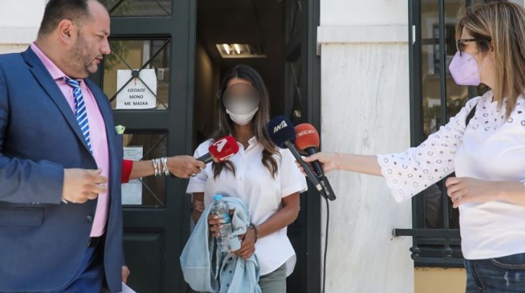 Το μοντέλο που συνελήφθη με ναρκωτικά στη Γλυφάδα 