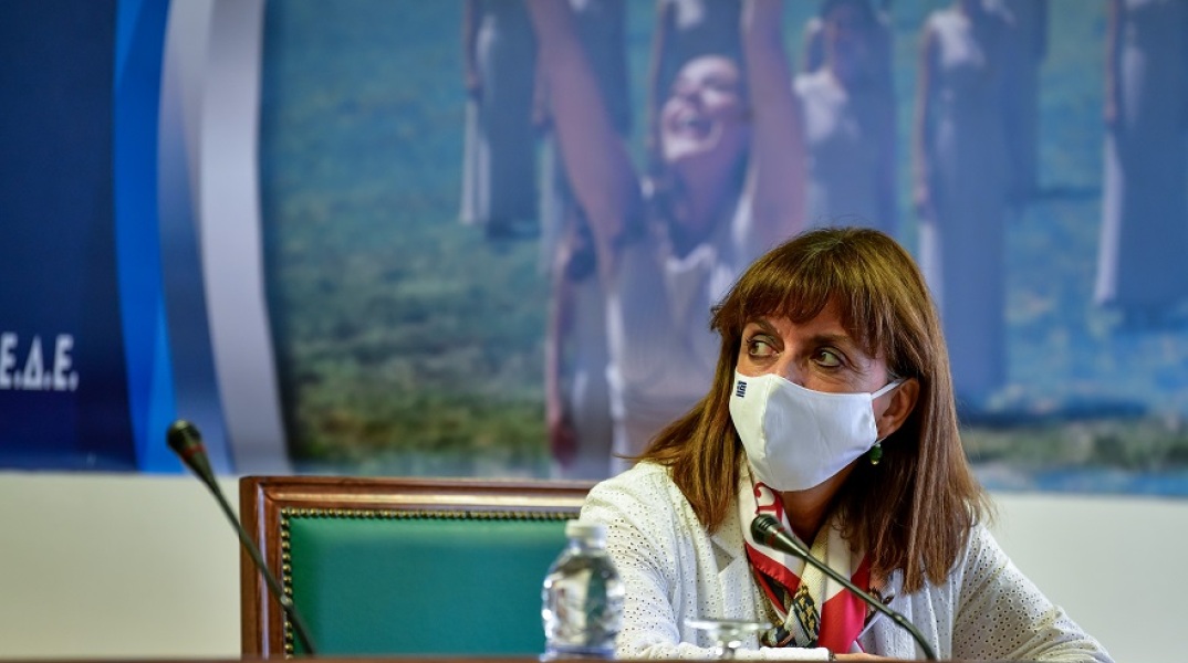 Η Πρόεδρος της Δημοκρατίας, Κατερίνα Σακελλαροπούλου, κατά τη σύσκεψη στην Αρχαία Ολυμπία