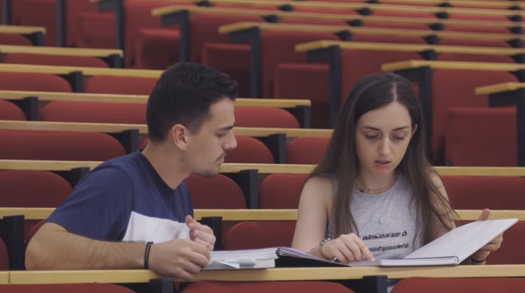 Tο βίντεο φοιτητών του ΑΠΘ που εξηγούν γιατί εμβολιάστηκαν