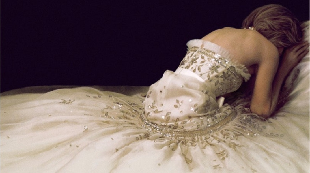 Η Κρίστεν Στιούαρτ στην αφίσα της ταινίας «Σπένσερ»