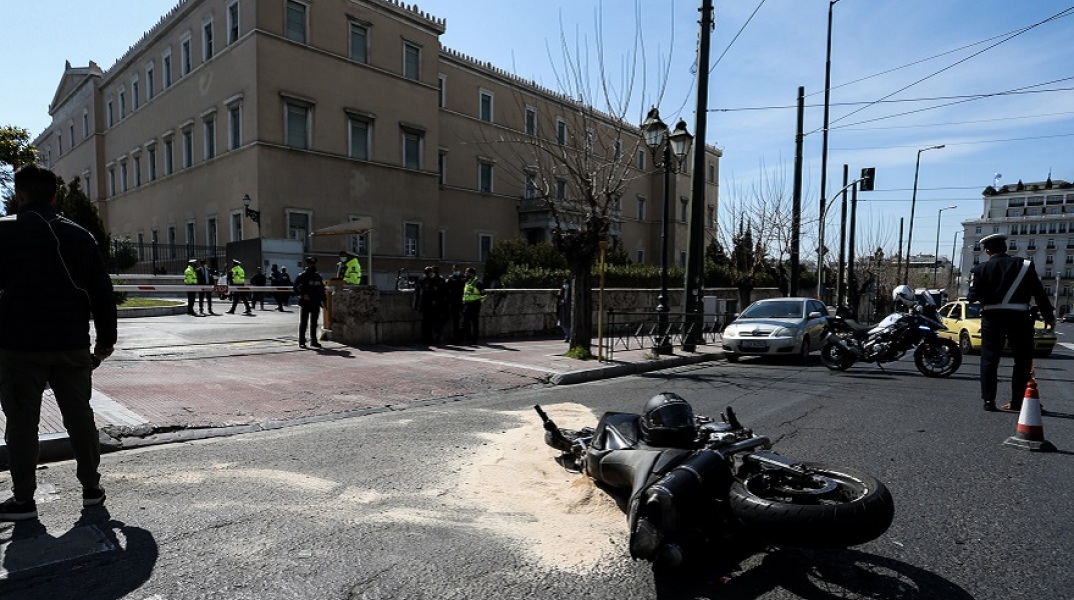 Τροχαίο στη Βουλή 