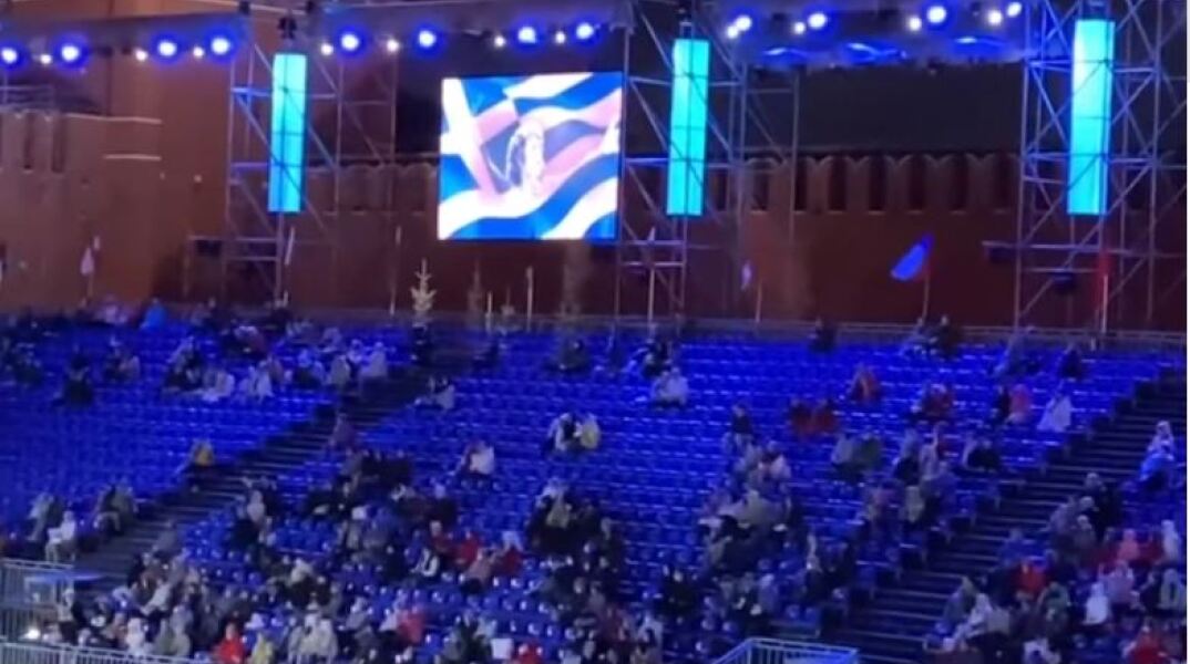 Ο Μίκης Θεοδωράκης τιμήθηκε στην Κόκκινη Πλατεία της Μόσχας