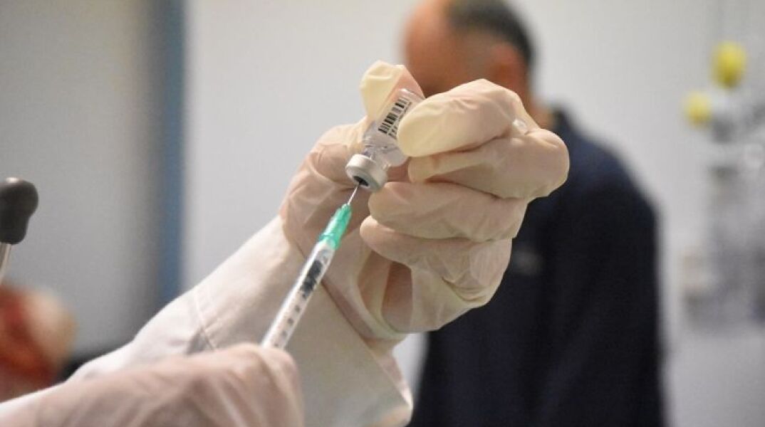Εμβολιασμός κατά του κορωνοϊού 
