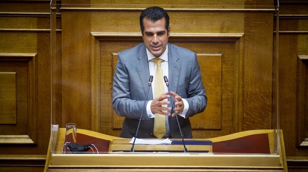 Ο υπουργός Υγείας, Θάνος Πλεύρης