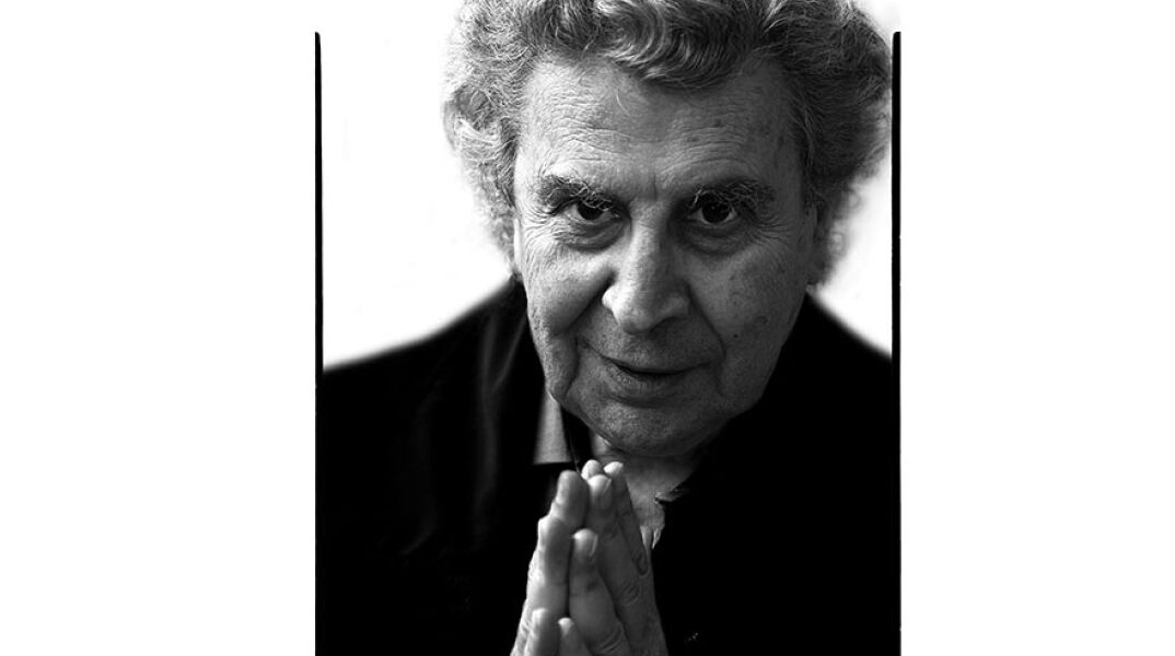 Μίκης Θεοδωράκης