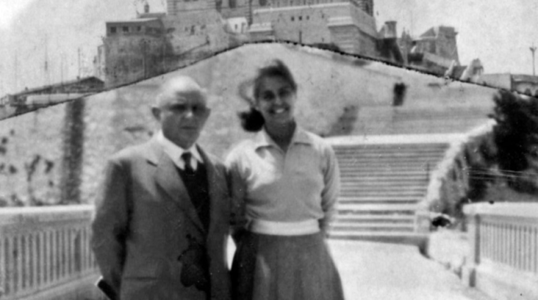 Ο Νίκος Καββαδίας με την Έλγκα Καββαδία, Μασσαλία, 1958