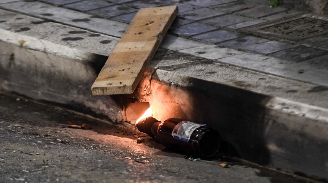 Βόμβα μολότοφ