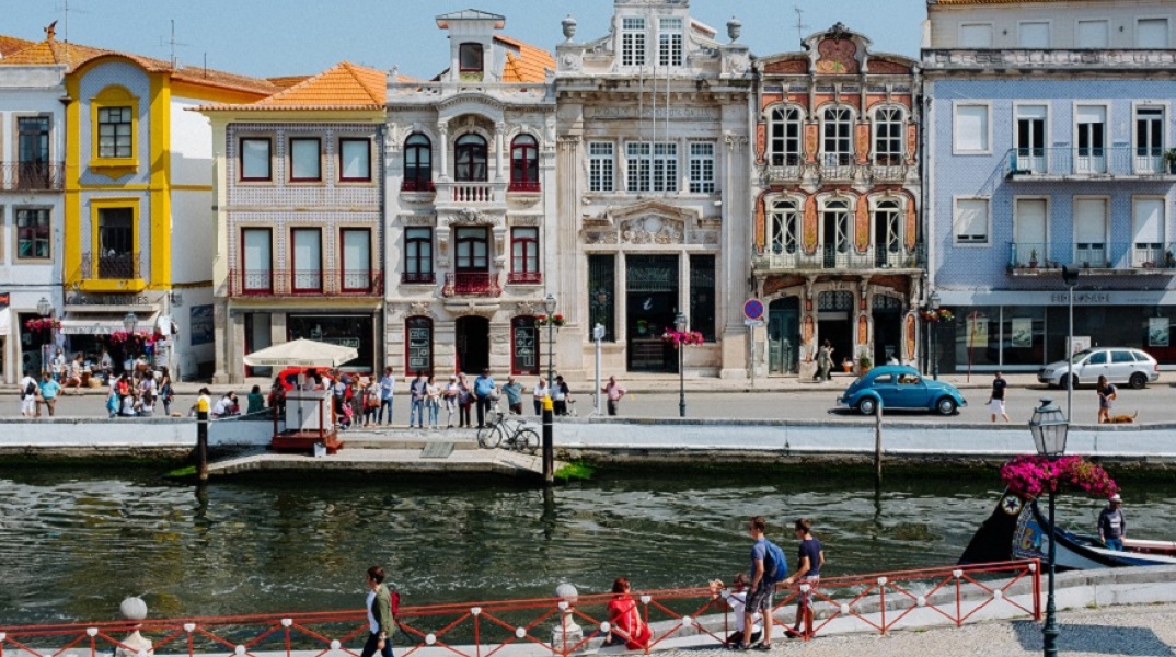 Πορτογαλία: Τέλος η χρήση μάσκας στους εξωτερικούς χώρους