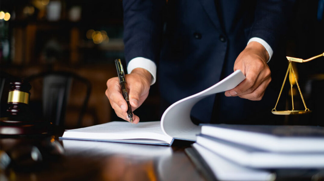 Δικηγόρος (ΦΩΤΟ ΑΡΧΕΙΟΥ) - Συνήγορος στις ΗΠΑ οργάνωσε τη δολοφονία του για να εισπράξει ο γιος του την ασφάλεια